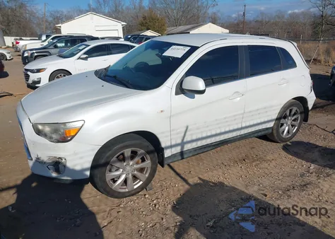 2014 Mitsubishi Outlander Sport Se z USA, uszkodzony, nr VIN 4A4AP4AU4EE012048